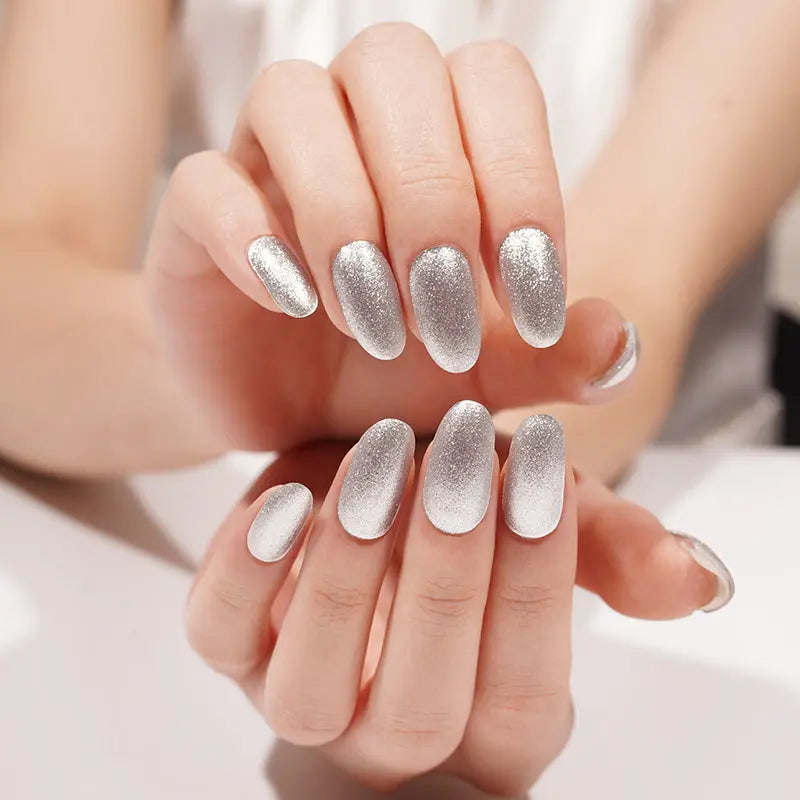 SILVER GLITTER NAILZ