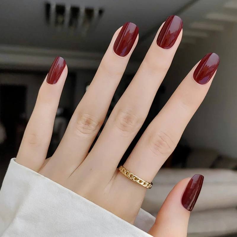 WINE RED NAILZ