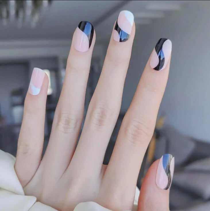 CLASSY ELEGANCE NAILZ