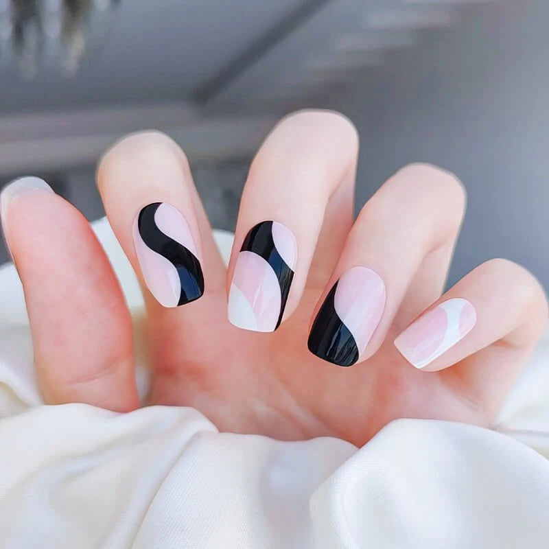 CLASSY ELEGANCE NAILZ