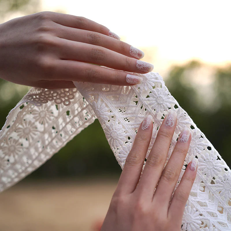 WHITE SILK NAILZ